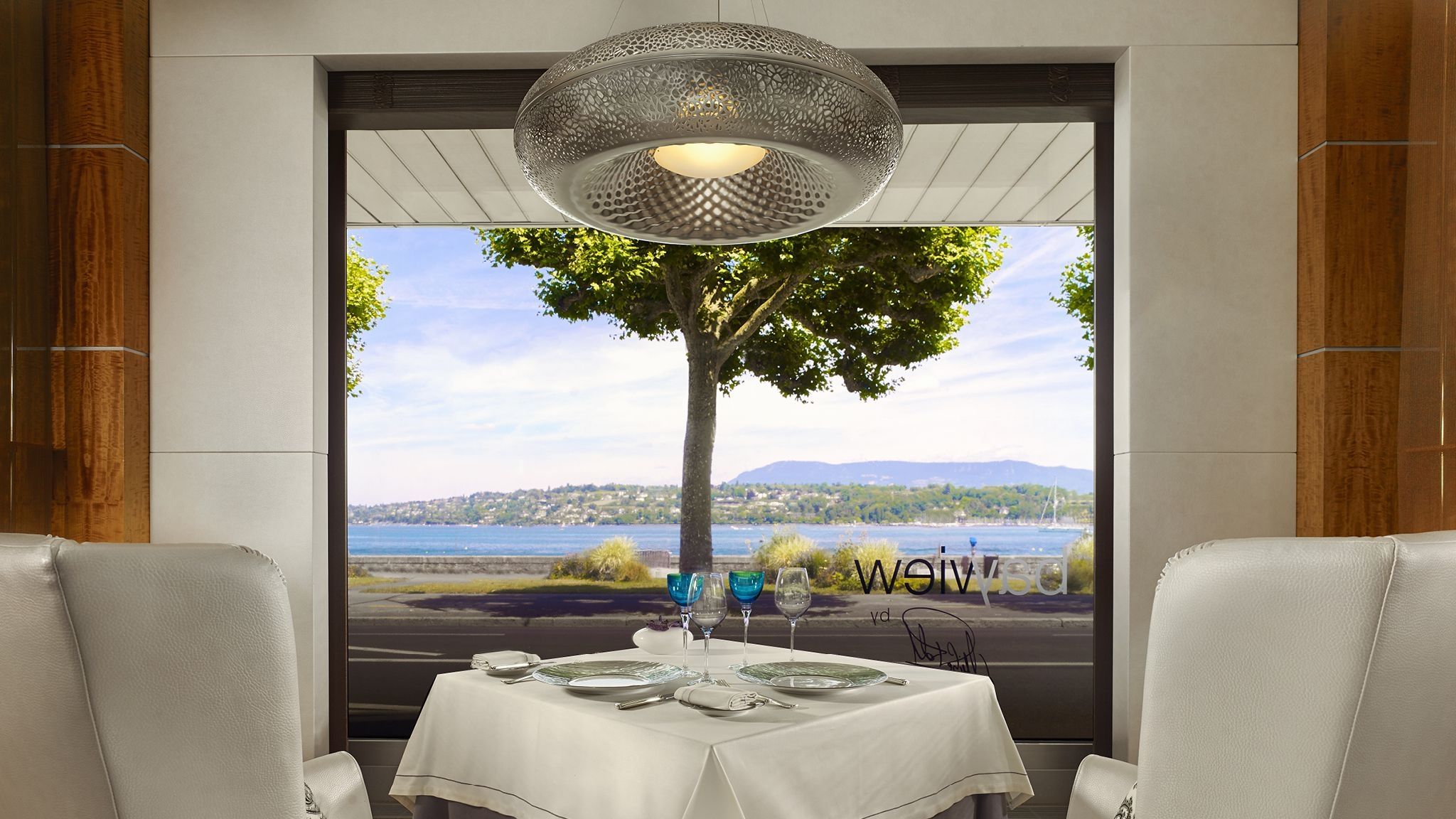 Intérieur et vue sur le lac - Restaurant Bayview by Michel Roth - Hotel President Wilson, A Luxury Collection Hotel, Geneva